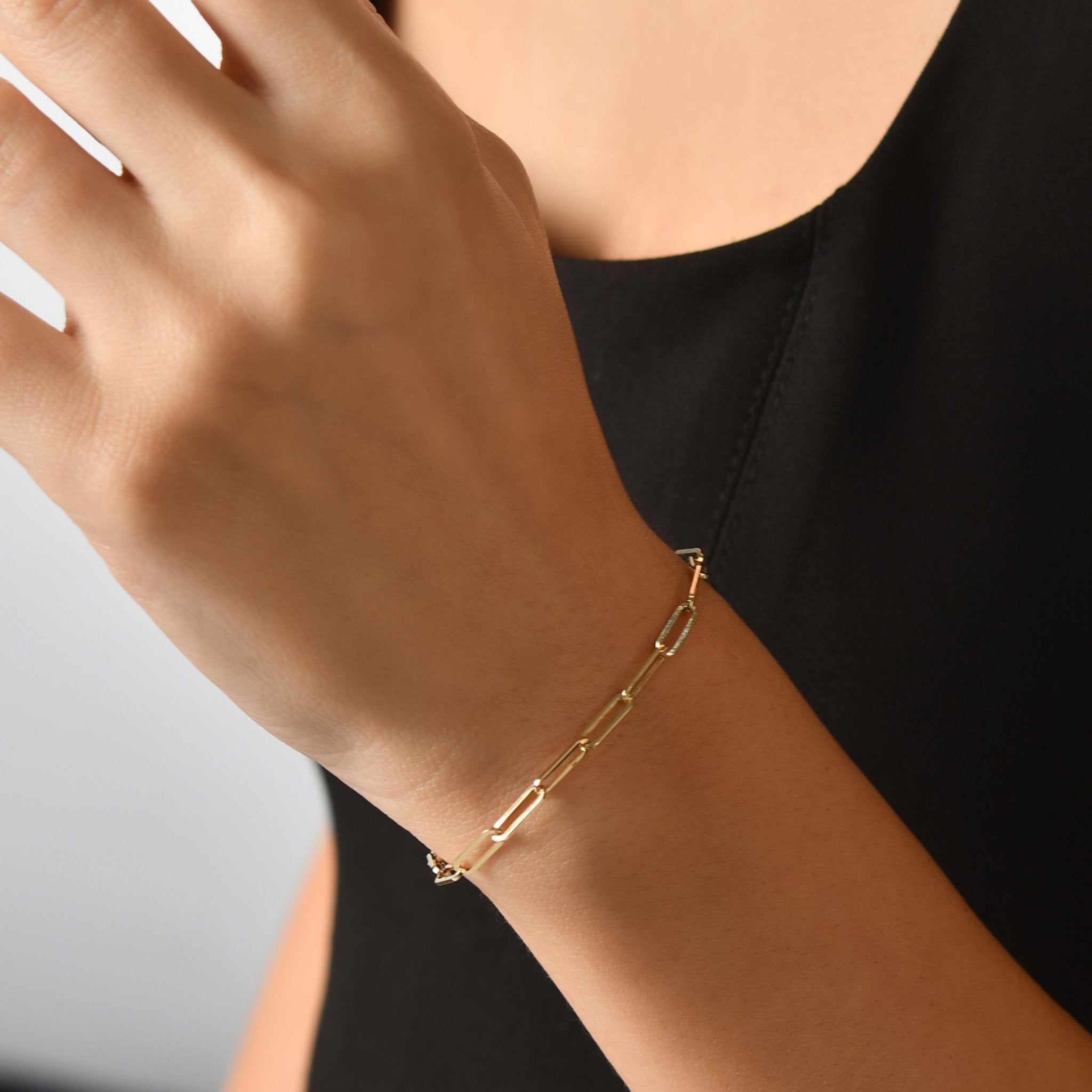 14ct Gold Paperclip Chain Bracelet for Women – Minimalist 14 Carat Gold Bracelet, Perfect Gift for Her - Kolié