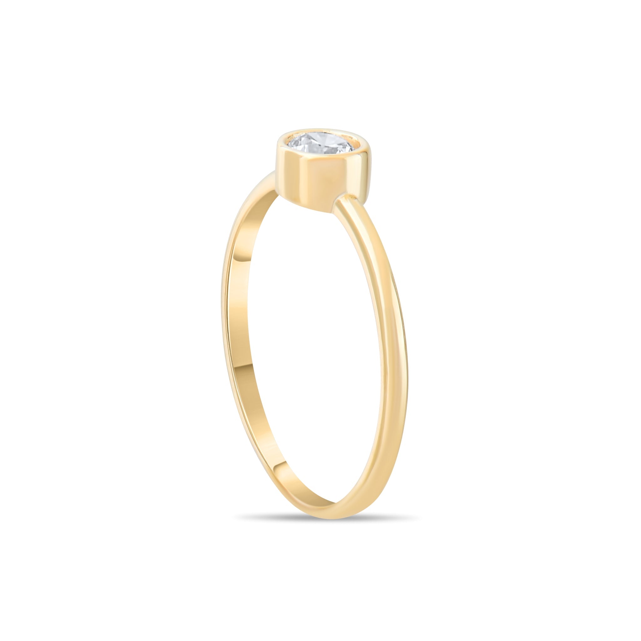 9ct Solid Gold Modern Solitaire Zirconia Ring - Simplistic Beauty - Kolié